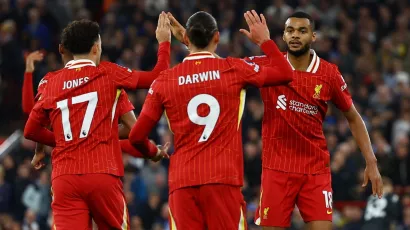 Liverpool le remontó a Brighton y recuperó el liderato de la Premier League