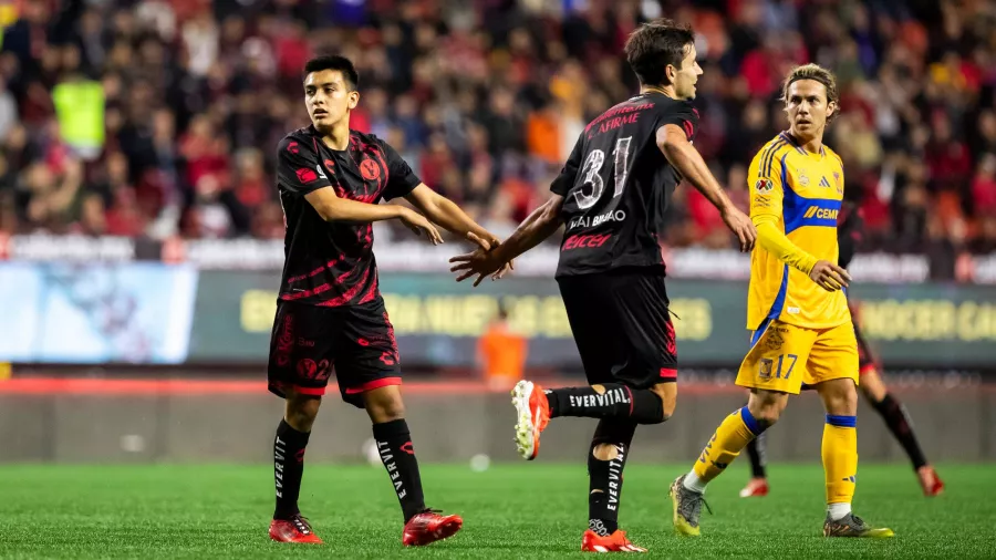 Tigres se adueñó de la Frontera y goleó a los Xolos