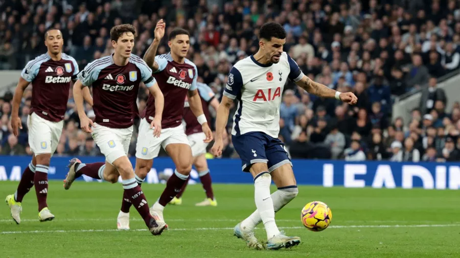 Dominik Solanke le dio vuelta al partido al 75