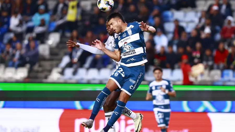 Gran noche de Salomón Rondón le dio el triunfo al Pachuca