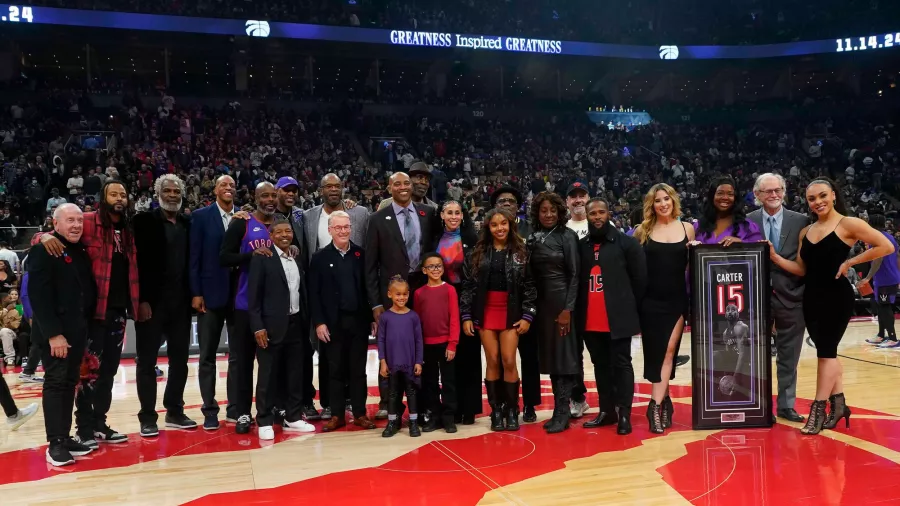 Los Raptors homenajearon y retiraron el 15 de Vince Carter