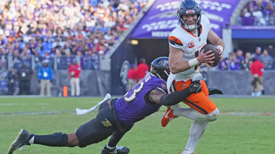 Los Ravens lucieron revolucionados y apalearon a los Broncos