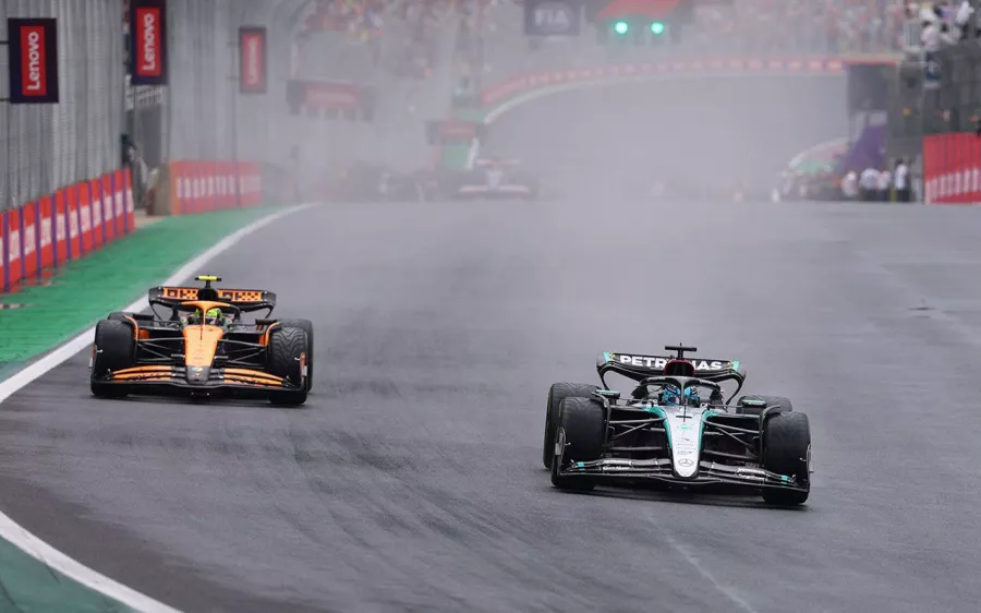 La lluvia causa estragos en el GP de Interlagos