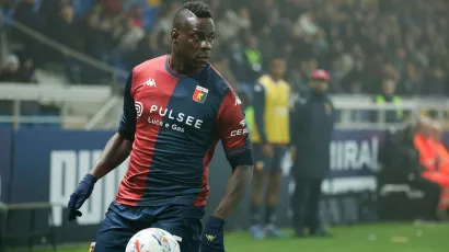 Mario Balotteli debutó y Genoa ganó después de nueve partidos en la Serie A