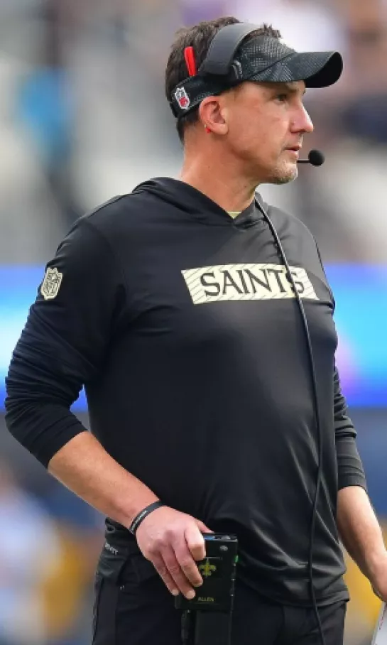 Dennis Allen dejó de ser head coach de los Saints