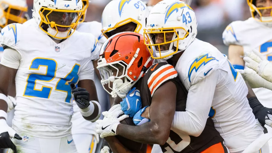 Los Angeles Chargers 27-10 Cleveland Browns