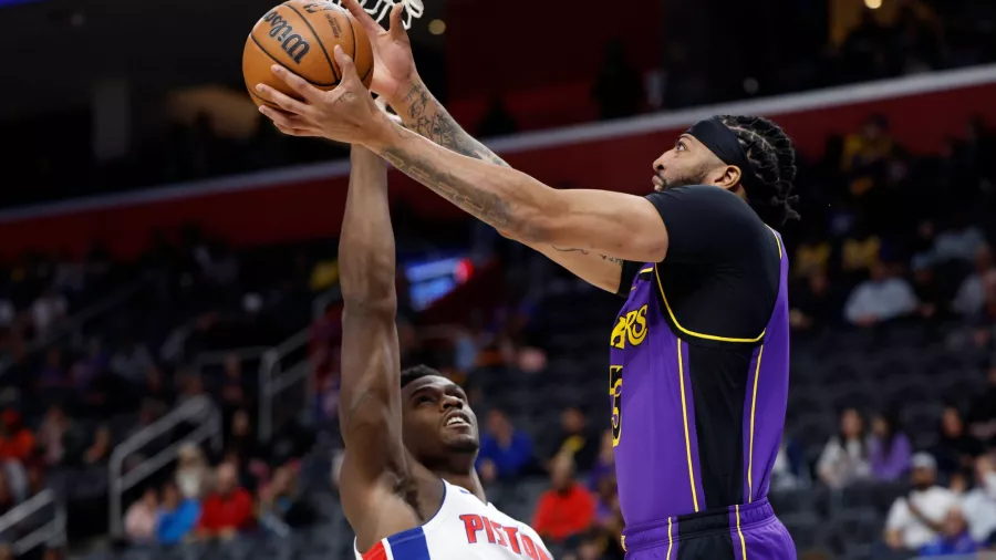 Los Pistons dieron la campanada sobre Lakers