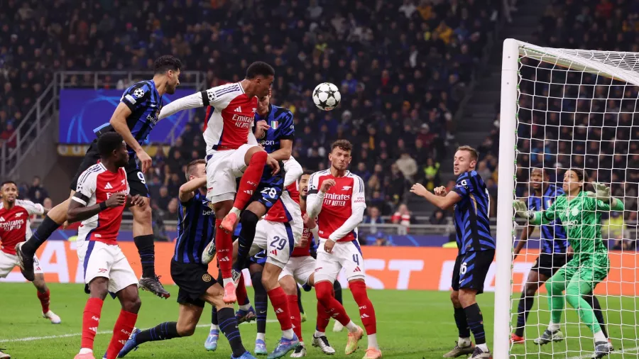 Arsenal estuvo cerca de iguala en el segundo tiempo, pero Yann Sommer estuvo monumental.