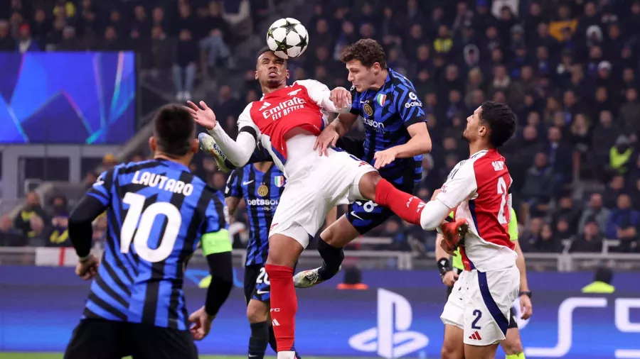 Arsenal se lleva su primera derrota en la Champions League