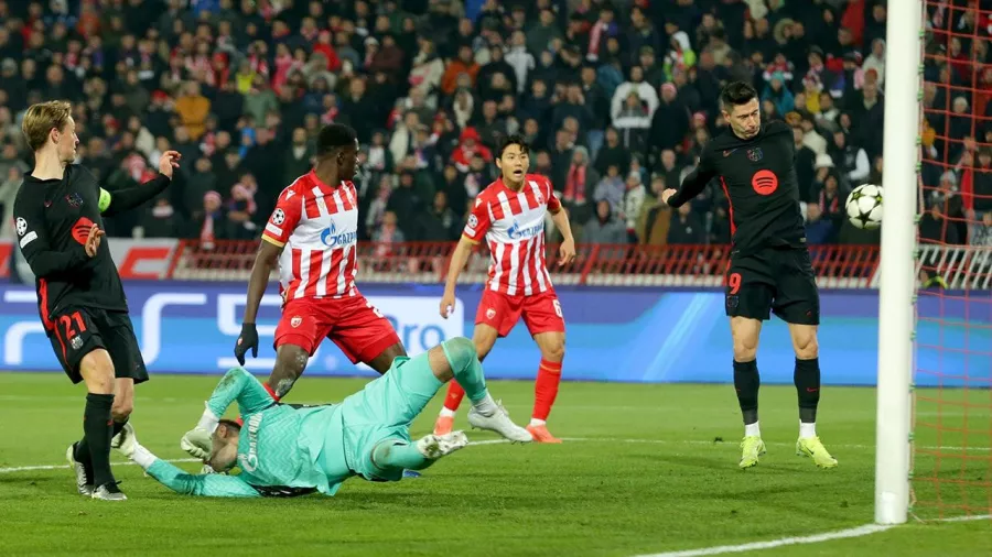 Robert Lewandowski se queda a un gol del centenario