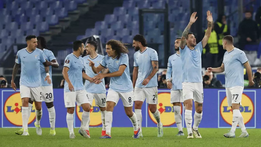 La Lazio saca un triunfo de alarido en tiempo de compensación