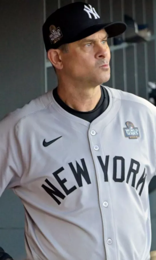 Aaron Boone renovó un año más con los Yankees