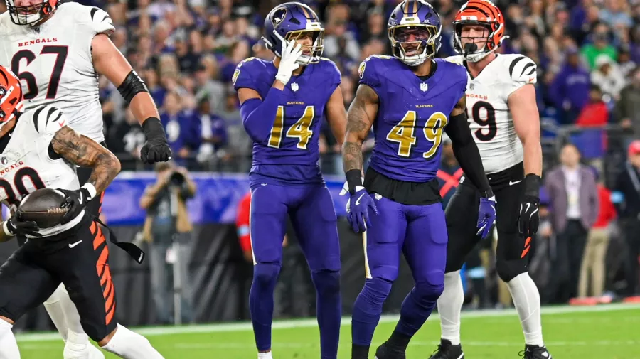 El nuevo uniforme de los Baltimore Ravens se robó la noche