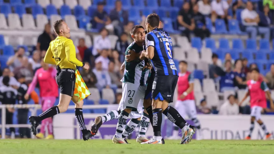 Querétaro fue el menos malo y mandó a Santos al fondo