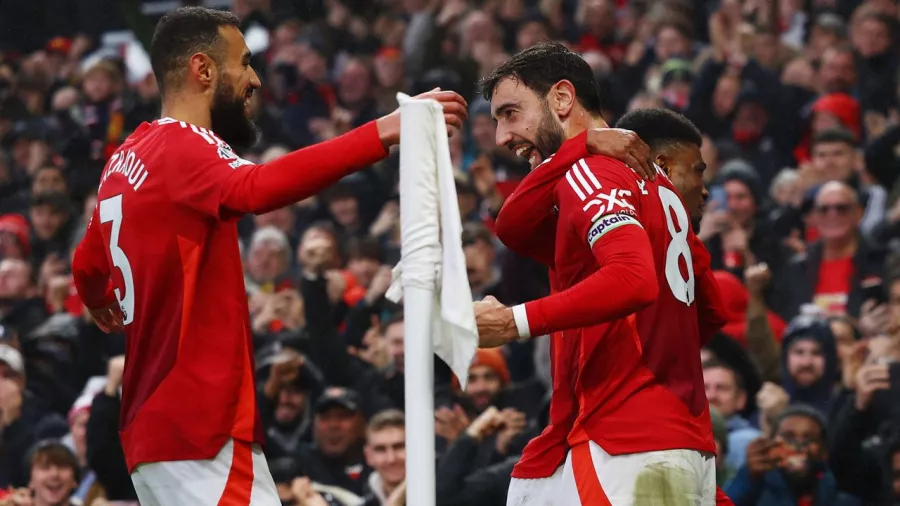 La efectividad impulsó a Manchester United en la Premier League