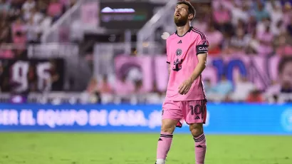 De la felicidad al lamento: Los rostros de Leo Messi en su eliminación