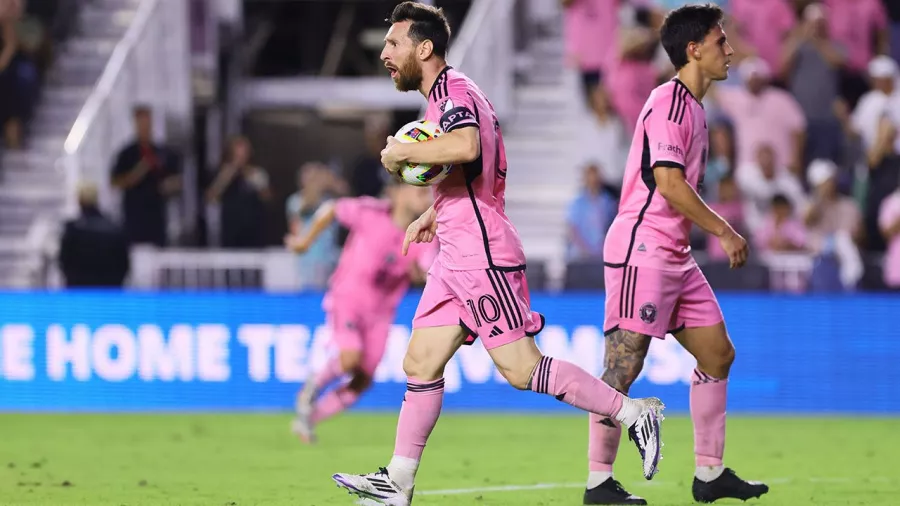 De la felicidad al lamento: Los rostros de Leo Messi en su eliminación