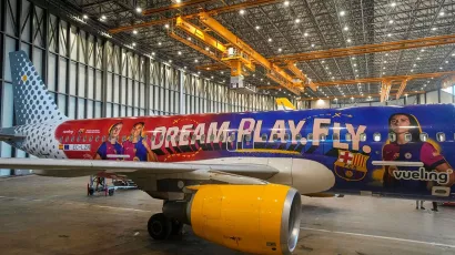 Así luce el avión personalizado del Barcelona Femenil