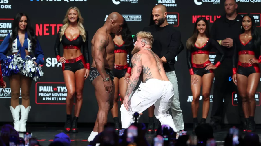 Tenso pesaje entre Mike Tyson y Jake Paul