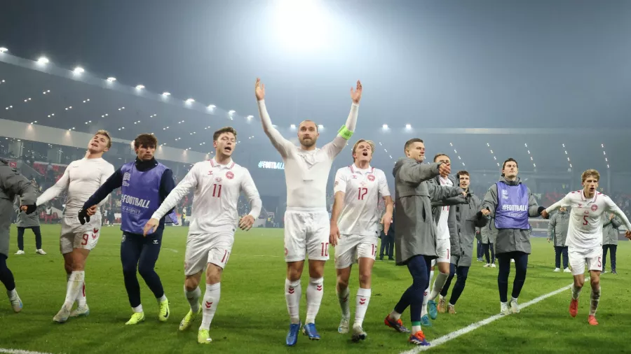 Kasper Schmeichel 'colgó ceros' para Dinamarca