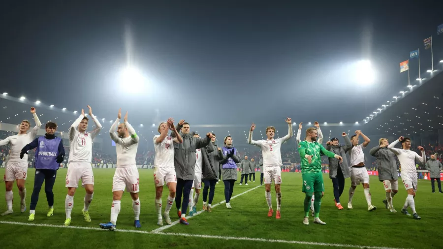 Kasper Schmeichel 'colgó ceros' para Dinamarca