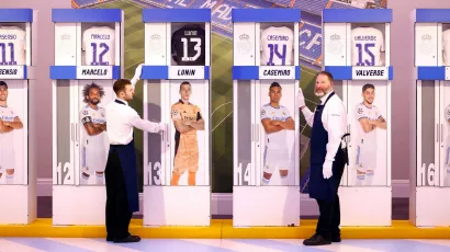 Entre las figuras que ocuparon los casilleros están: Luis Figo, Zinedine Zidane, David Beckham, Roberto Carlos, Iker Casillas, Cristiano Ronaldo, Sergio Ramos y Karim Benzema.