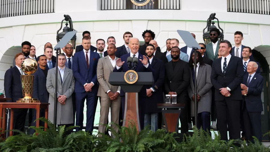 Los campeones Celtics visitaron la Casa Blanca