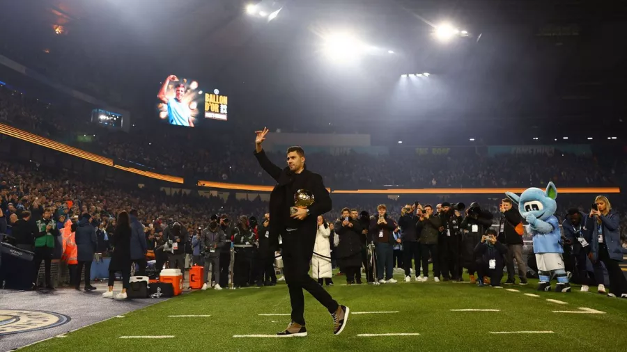 Rodri ofreció el Ballon d'Or a la afición de Manchester City