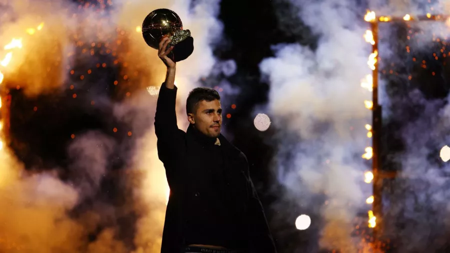 Rodri ofreció el Ballon d'Or a la afición de Manchester City