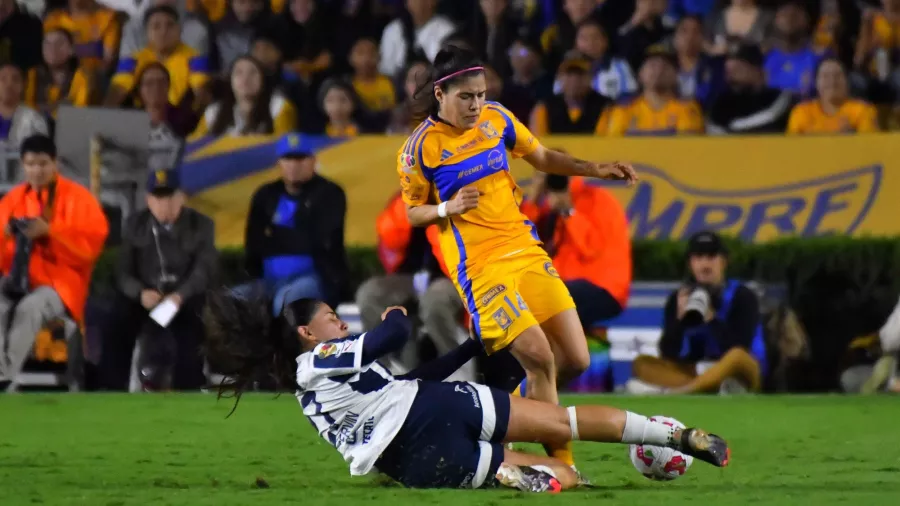 El gol rompió la tensión en el Clásico Regio femenil