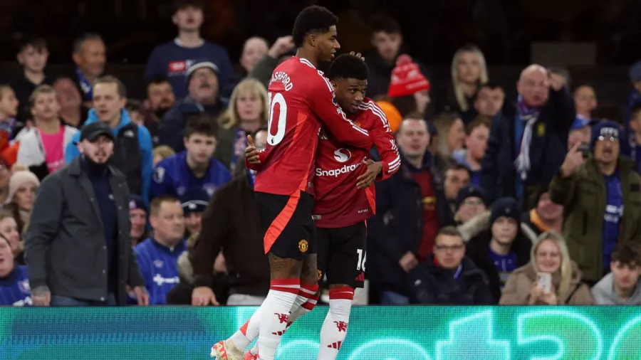 Los 'Red Devils' perdieron la ventaja, pero suman tres partidos de Premier League sin caer