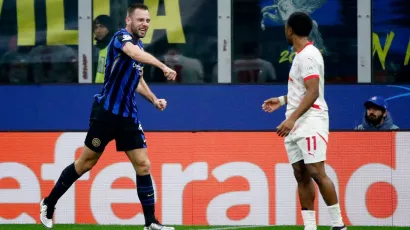 Un autogol deja a Inter en lo más alto de la Champions League