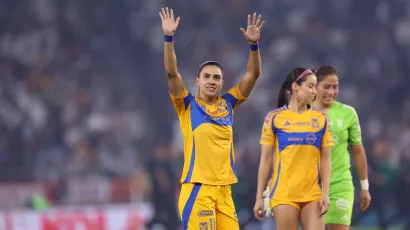 ¿Todo definido?, Tigres 'paseó' a Rayadas en el primer tiempo de la final femenil