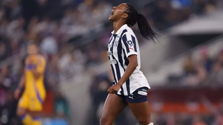 ¿Todo definido?, Tigres 'paseó' a Rayadas en el primer tiempo de la final femenil