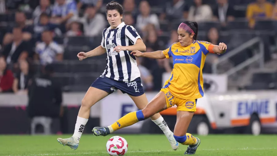 ¿Todo definido?, Tigres 'paseó' a Rayadas en el primer tiempo de la final femenil