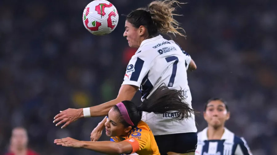 ¿Todo definido?, Tigres 'paseó' a Rayadas en el primer tiempo de la final femenil