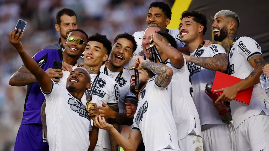 ¿Cómo se siente ganar una final con un jugador menos desde los dos minutos? Vean al Botafogo