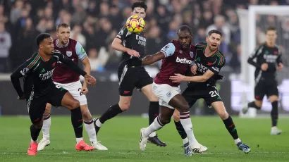 Con 7 goles en el primer tiempo, el juego entre West Ham y Arsenal pasará a la historia