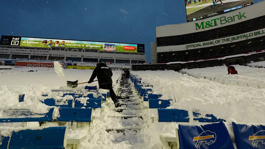 La nieve se apoderó del estadio de los Bills, pero sí habrá juego contra los 49ers