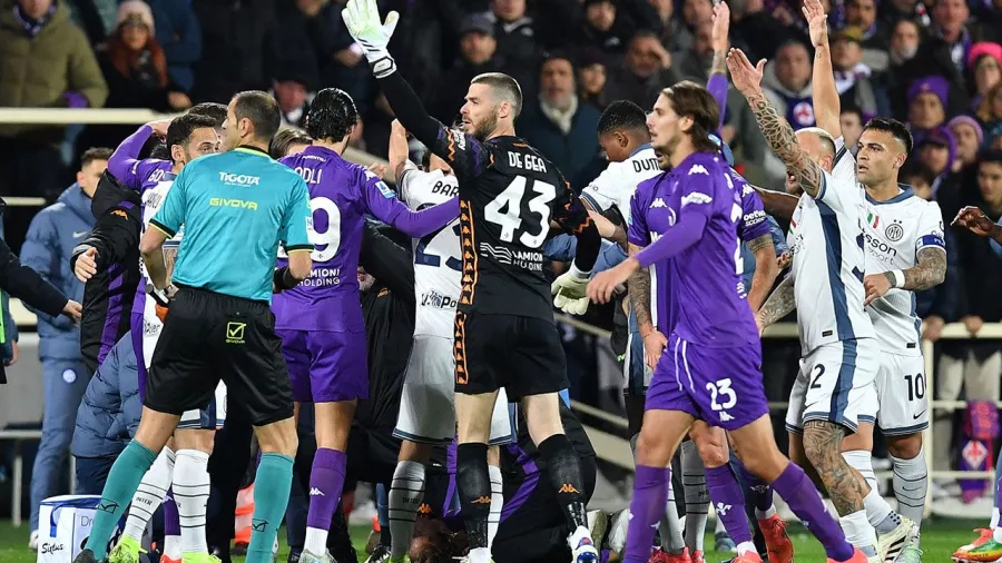 Drama en la Serie A, se desploma un jugador de la Fiorentina