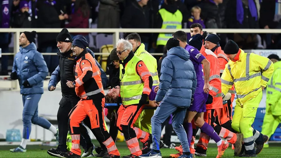 Drama en la Serie A, se desploma un jugador de la Fiorentina