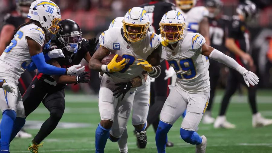 Los Angeles Chargers 17-13 Atlanta Falcons