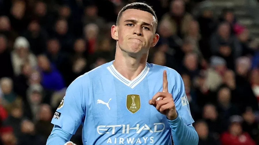 Phil Foden. Manchester City (Premier League). Mediocampista