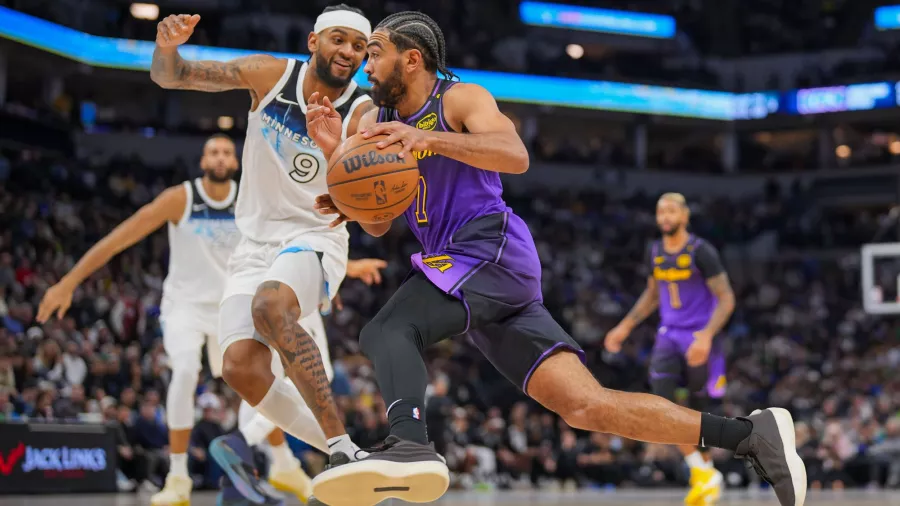 Los Lakers se desmoronan, ahora cayeron con Minnesota