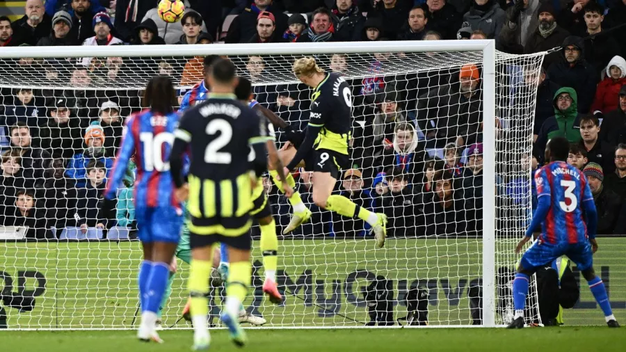 Erling Haaland anotó el 1-1 al minuto 30 