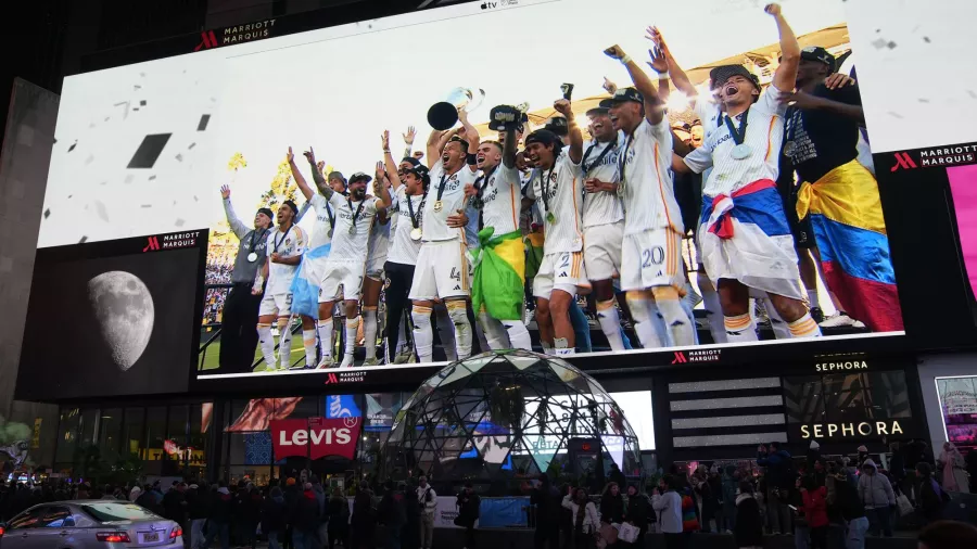 Los Angeles Galaxy y la celebración del ansiado sexto título