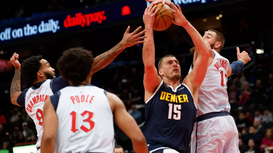 A pesar de la gran actuación individual del MVP, los Nuggets cayeron 122-113 ante los Washington Wizards