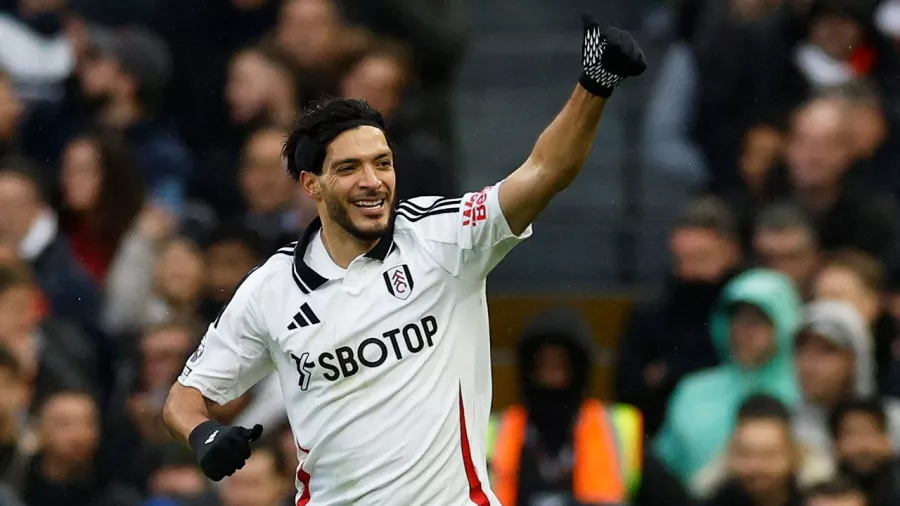 Raúl Jiménez marcó su quinto gol de la temporada en la Premier League