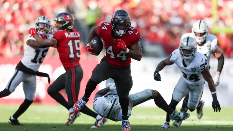 Tampa Bay Buccaneers 28-13 Las Vegas Raiders