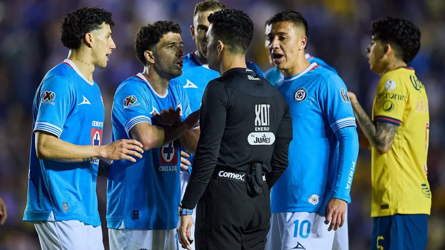 Cruz Azul, la misma triste historia ante el América